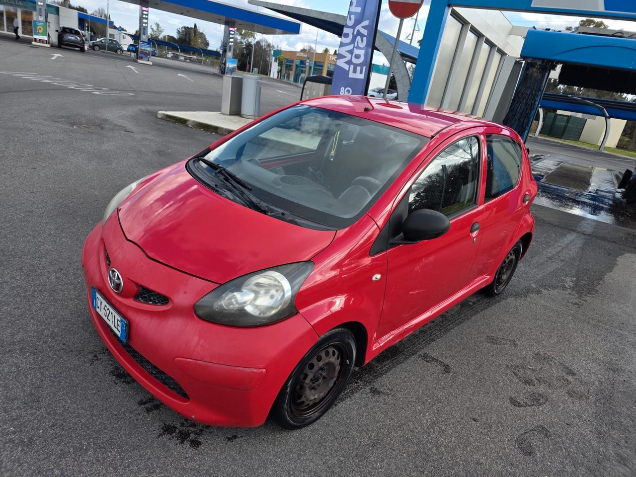 Toyota Aygo 1.0 12V VVT-i 5 porte neopatentati