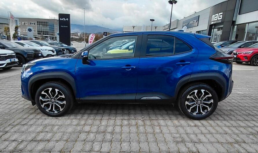 Toyota Yaris Cross 1.5 Hybrid 5p. E-CVT AWD-i Trend