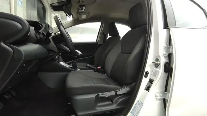 Toyota Yaris 1.0 5 porte Trend