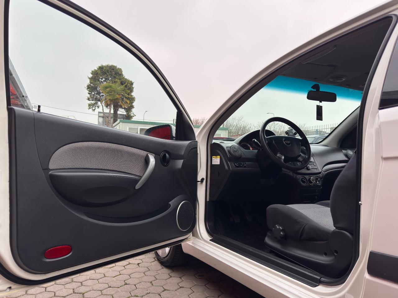 Chevrolet Aveo 1.2 5 porte LS GPL ADATTA A NEOPATENTATI