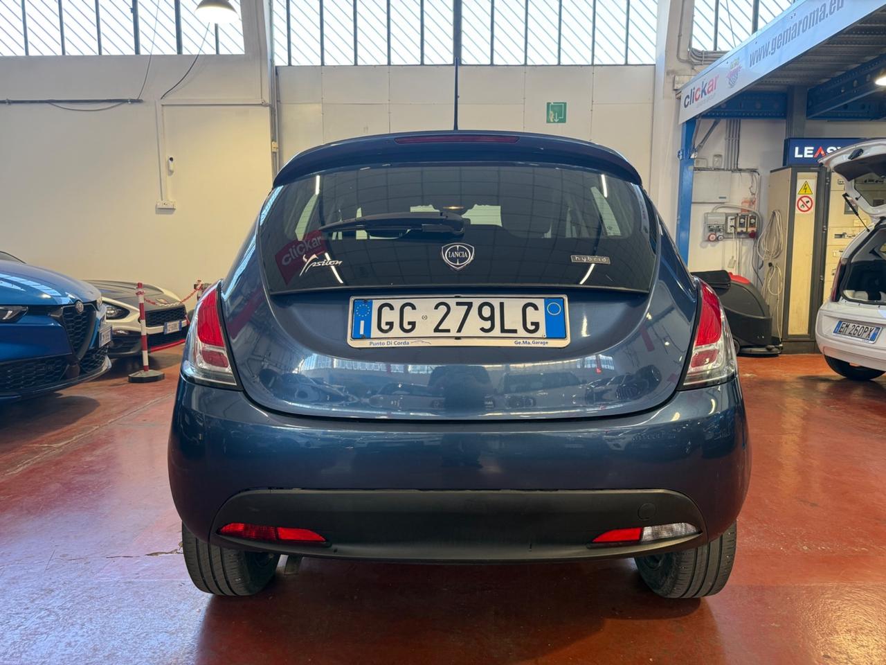 Lancia Ypsilon 1.0 FireFly 5 porte S&S Hybrid Ecochic Silver PREZZO SENZA VINCOLI