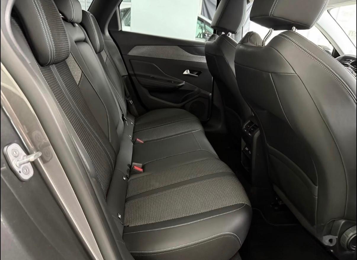 Peugeot 308 130 EAT8 SW Allure