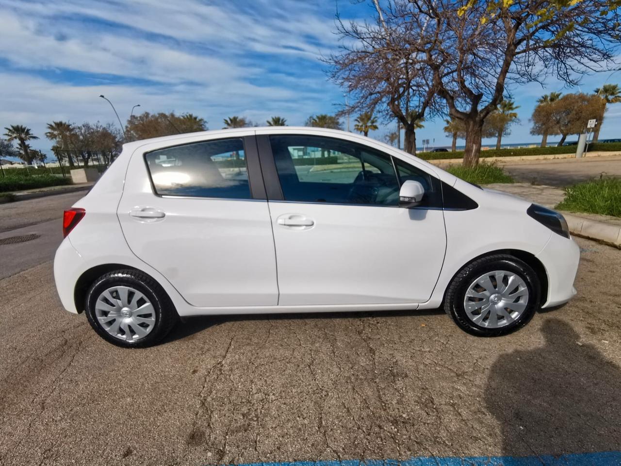 Toyota Yaris 1.0 5 porte Active - 2015