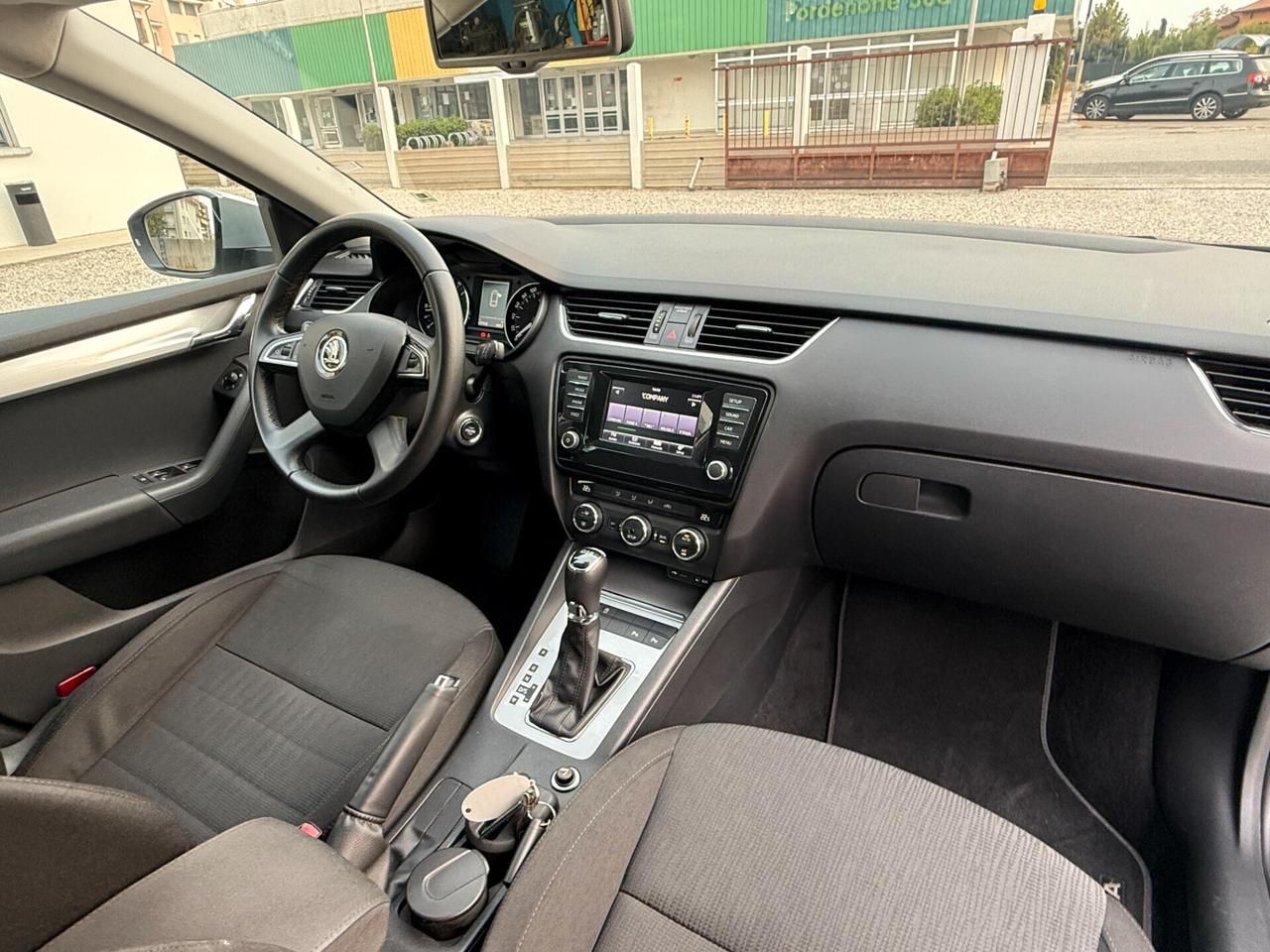 Skoda Octavia 1.6 TDI CR 105 CV DSG Wagon Executive