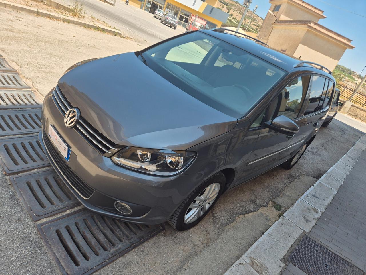 VOLKSWAGEN TOURAN 7 POSTI 2.0 TDI 140 CV ANNO 2011 KMCERT