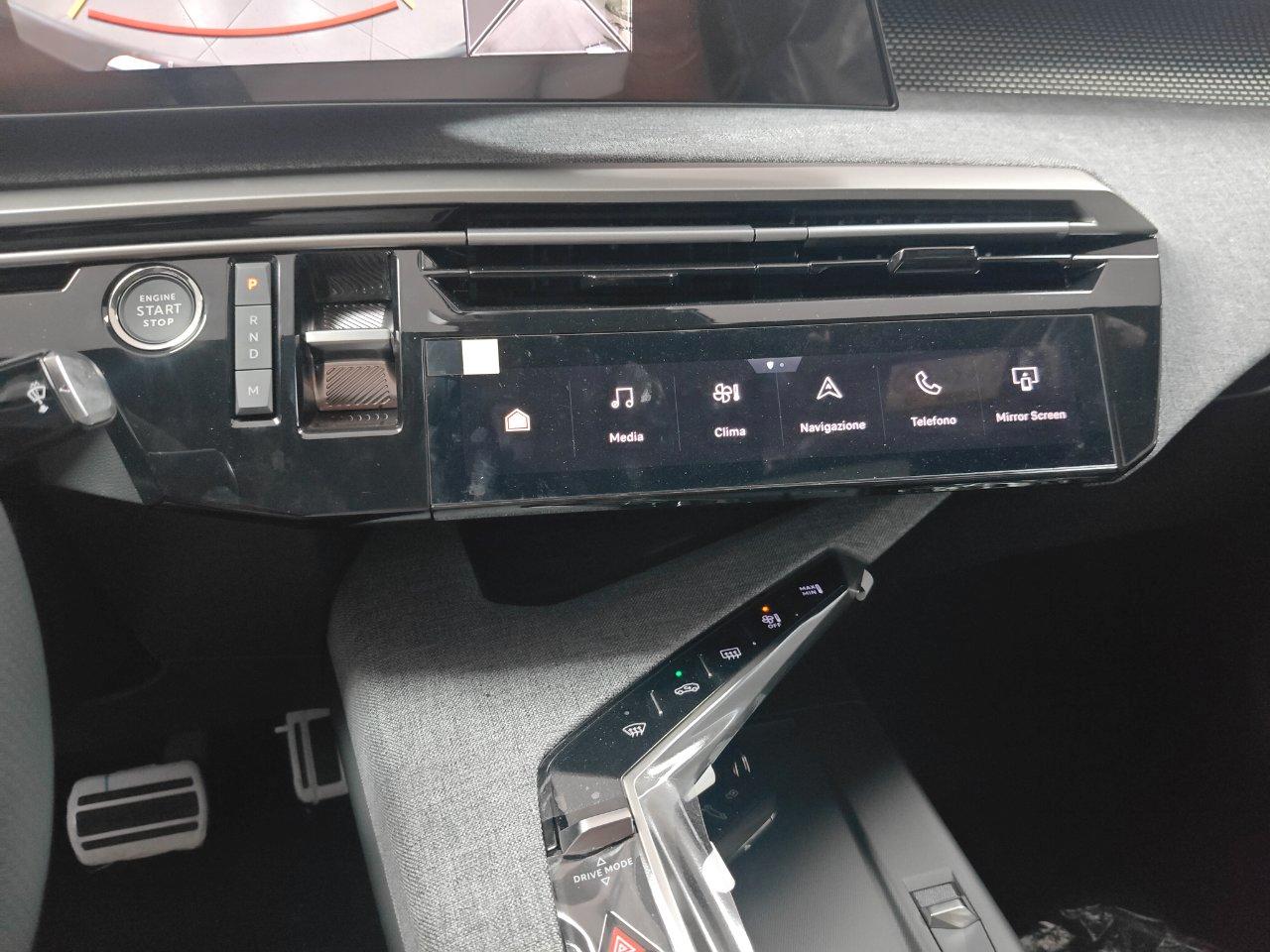 Peugeot 3008 3008 1.2 hybrid GT 145cv e-dcs6