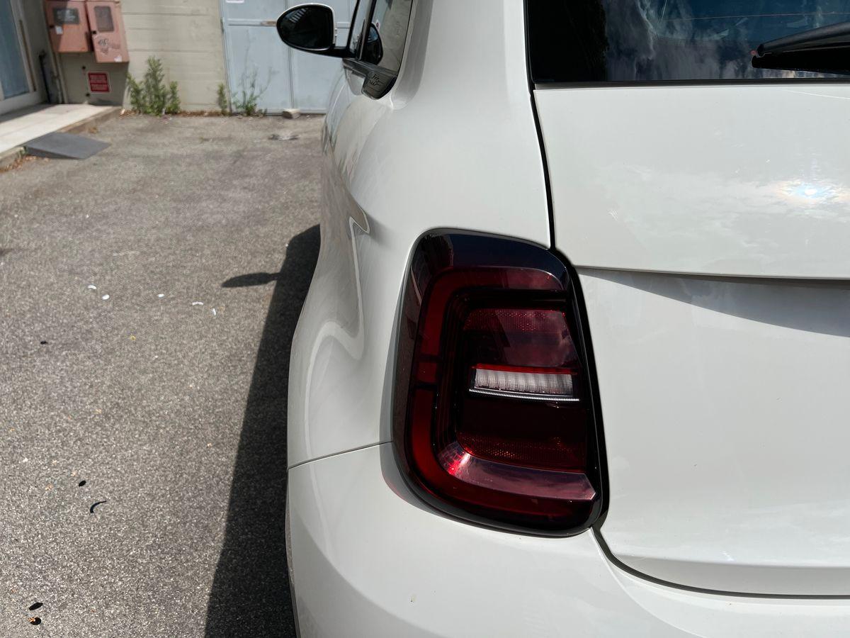 FIAT 500e 23,65 kWh (Red)