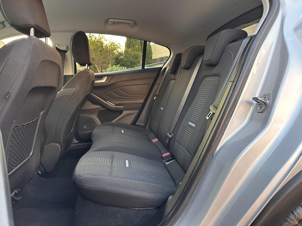 Ford Focus ACTIVE 1.0 125cv Tagliando + Garanzia