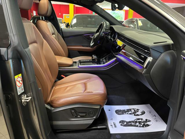 AUDI Q8 50 TDI quattro TETTO PANOR. IVA DETRAIB.!!!