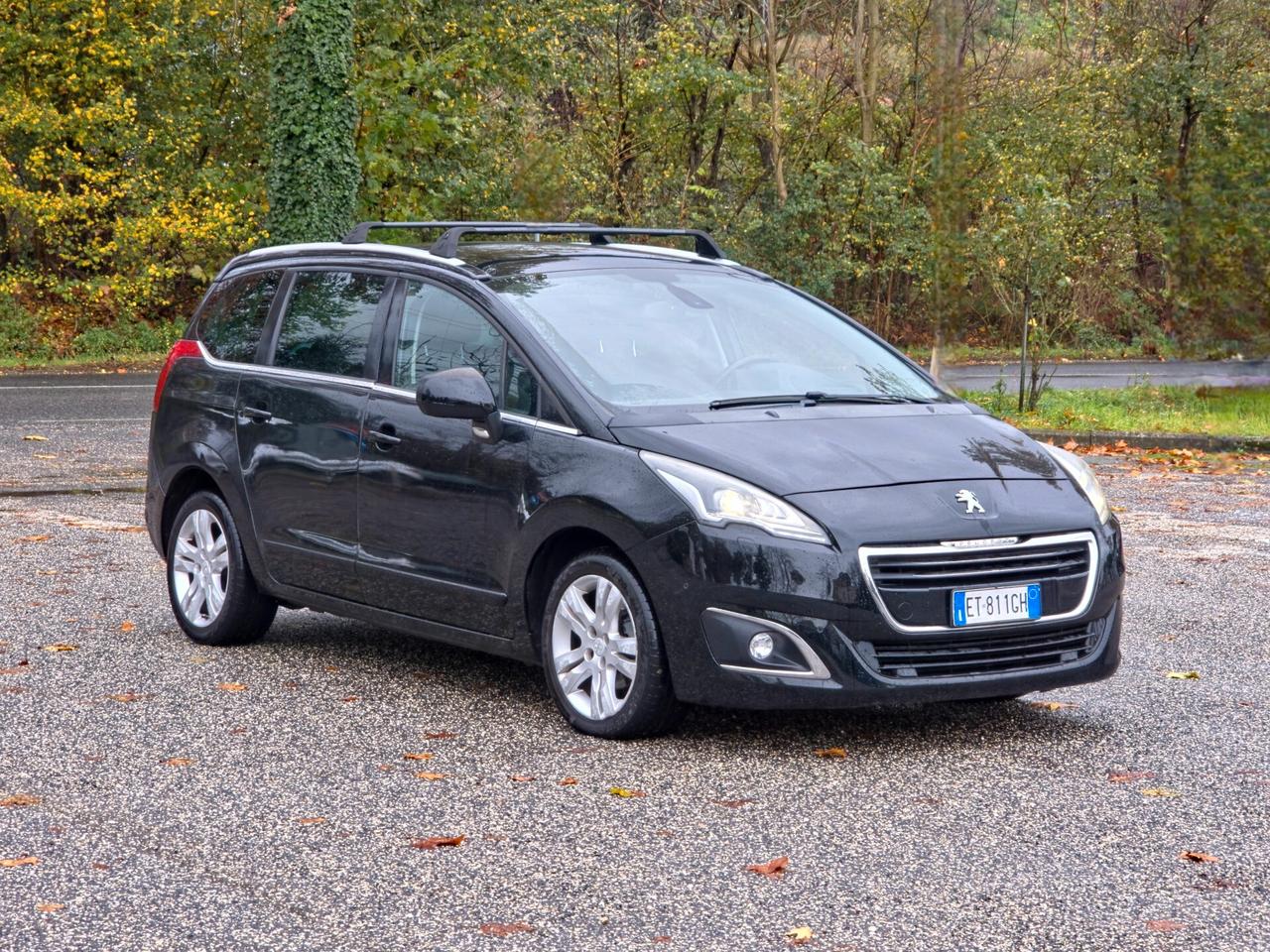 Peugeot 5008 1.6 HDi 115CV Allure 2013 E5B 7Posti Manuale NEO