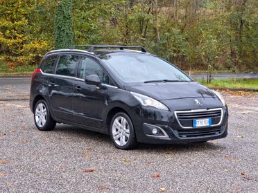 Peugeot 5008 1.6 HDi 115CV Allure 2013 E5B 7Posti Manuale NEO