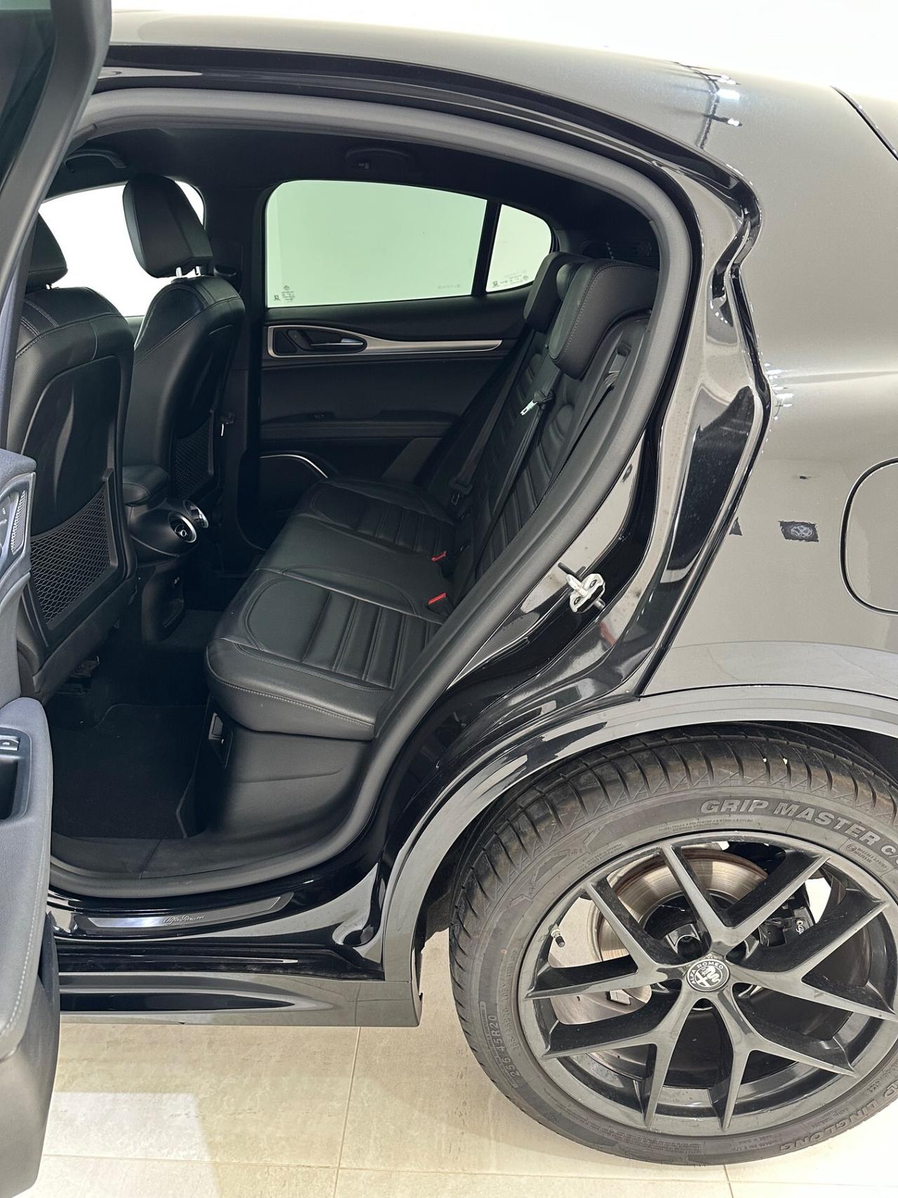 ALFA ROMEO STELVIO VELOCE Q4 NERO VULCANO