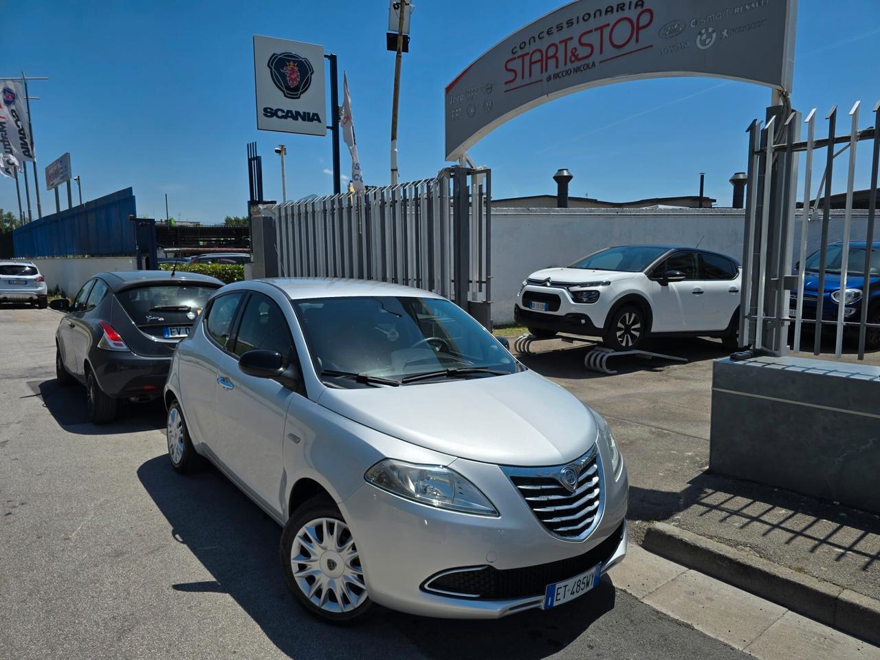 Lancia Ypsilon 1.2 69 CV 5 porte Gold