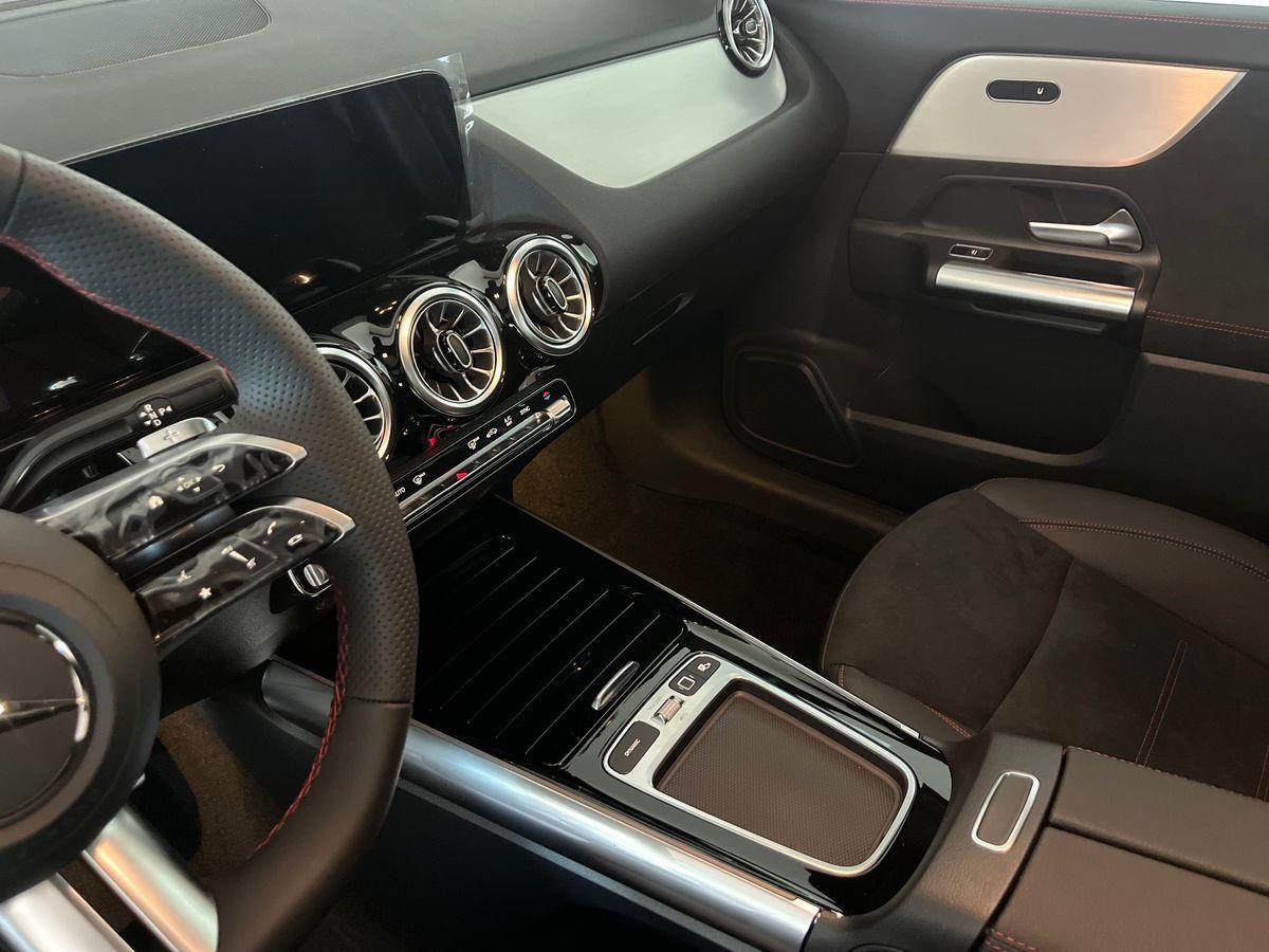 Mercedes-Benz GLA 200 d automatic