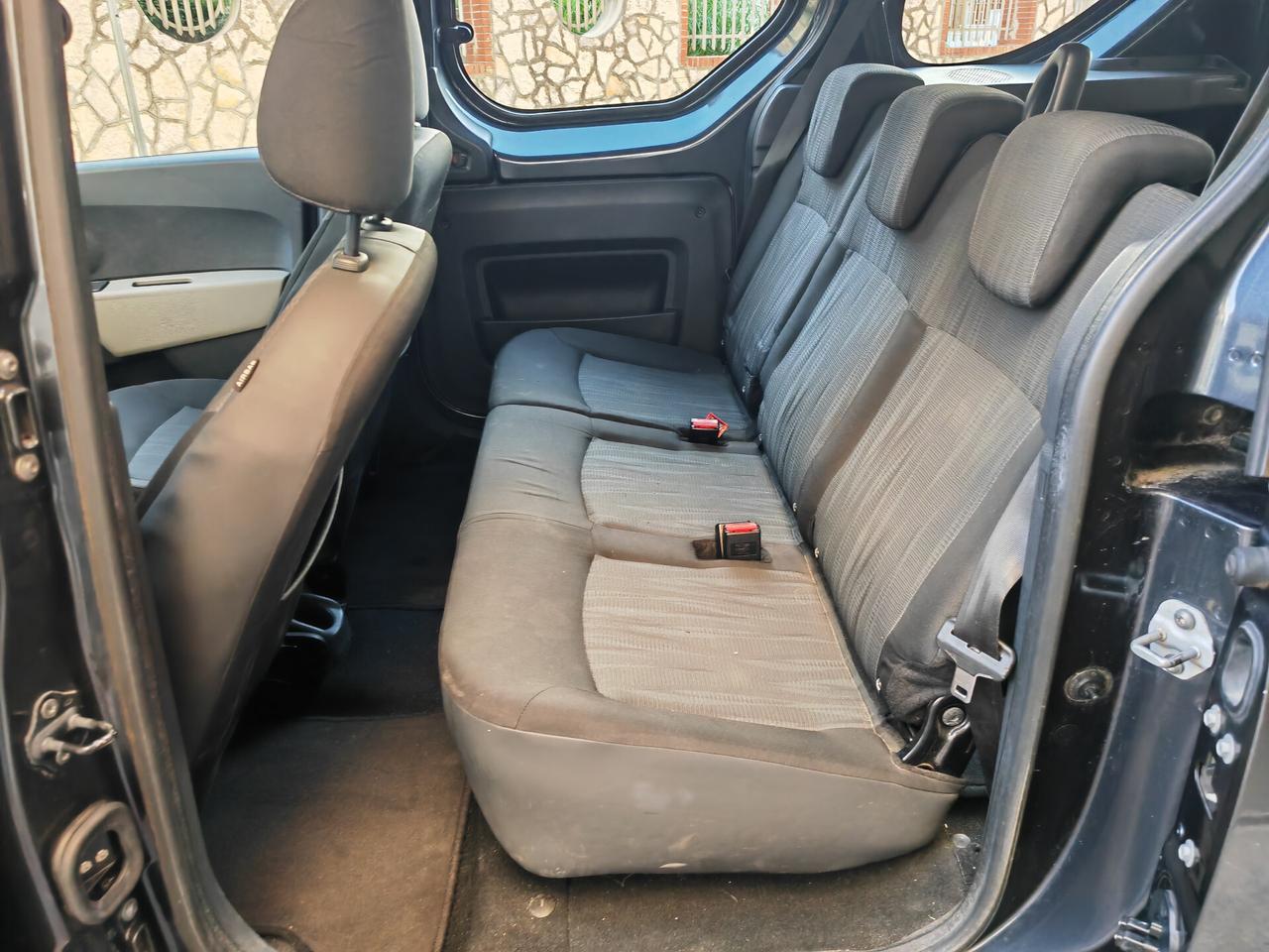 DACIA DOKKER 1.5 DCI CV75 KW55 LAUREATE FULL
