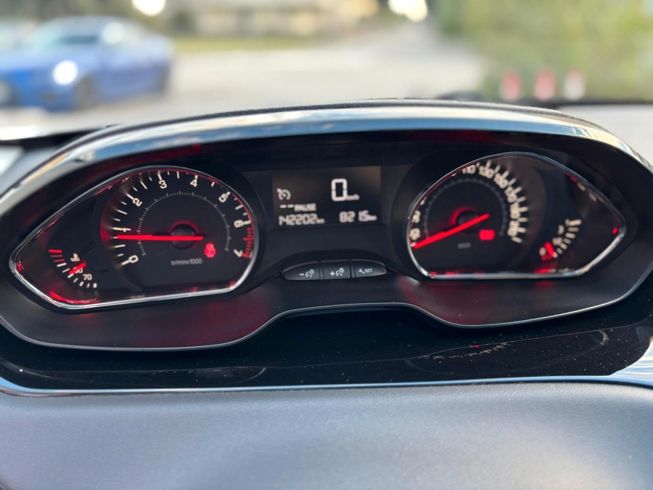 Peugeot 208 1.2 5 porte