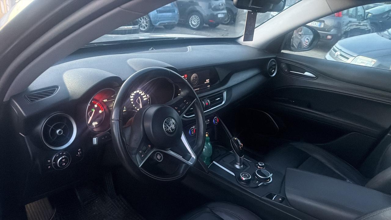 Alfa Romeo Stelvio 2.2 Turbodiesel 210 CV AT8 Q4 Business