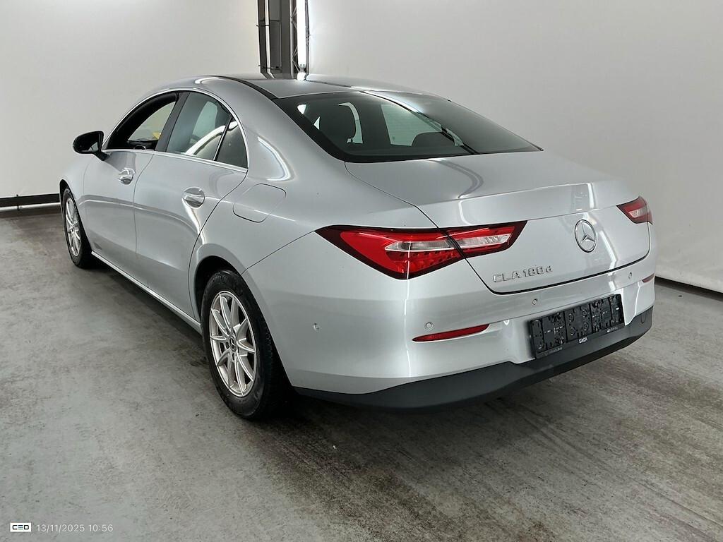 Mercedes-benz CLA 180 180D 116CV AUTOMATIC BUSINESS SOLUTION ( NAVI PREMIUM - PARK ASSISTANT ) CC. 1950