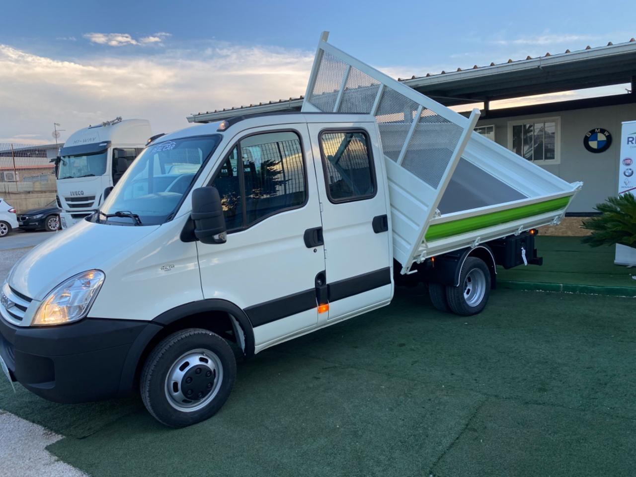 Iveco Daily 35C12 Posti 7 Ribaltabile Trilaterale