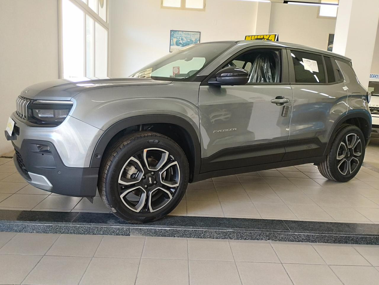 Jeep Avenger 1.2 Turbo 110 CV DCT MHEV Summit
