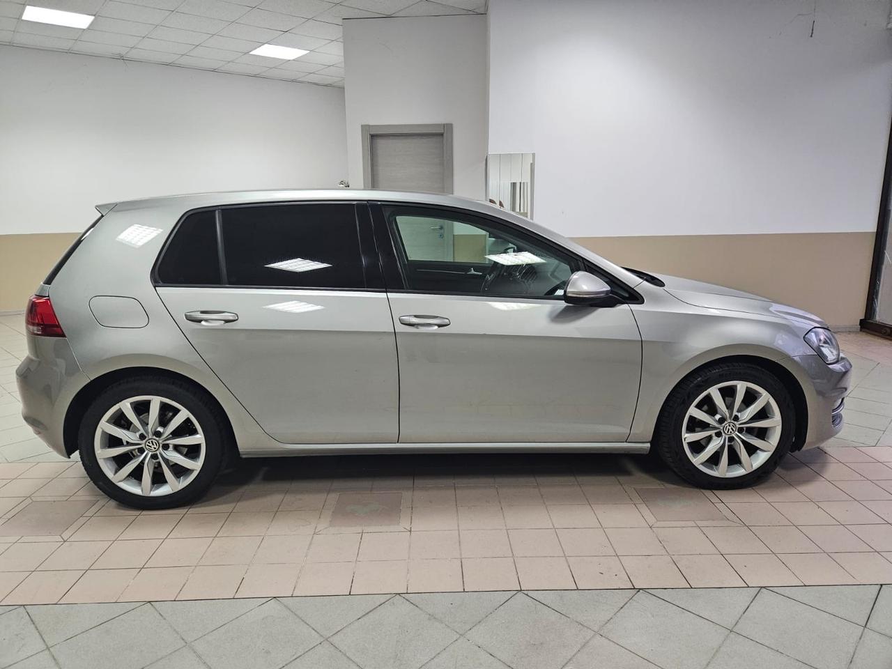 Volkswagen Golf 1.6 TDI 5p. Highline BlueMotion Technology