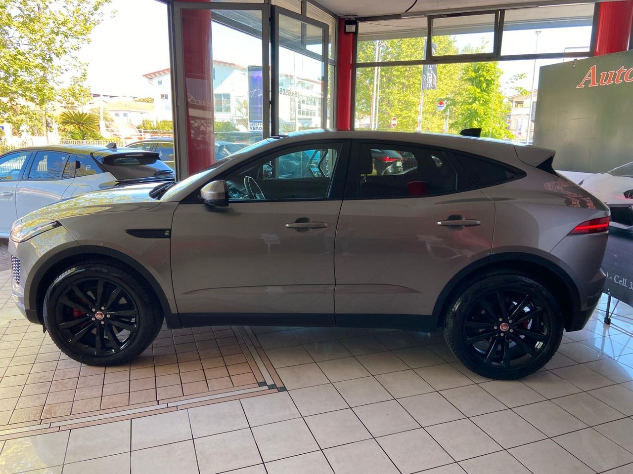 Jaguar E-Pace 2.0D 150 CV AWD aut. R-Dynamic HSE