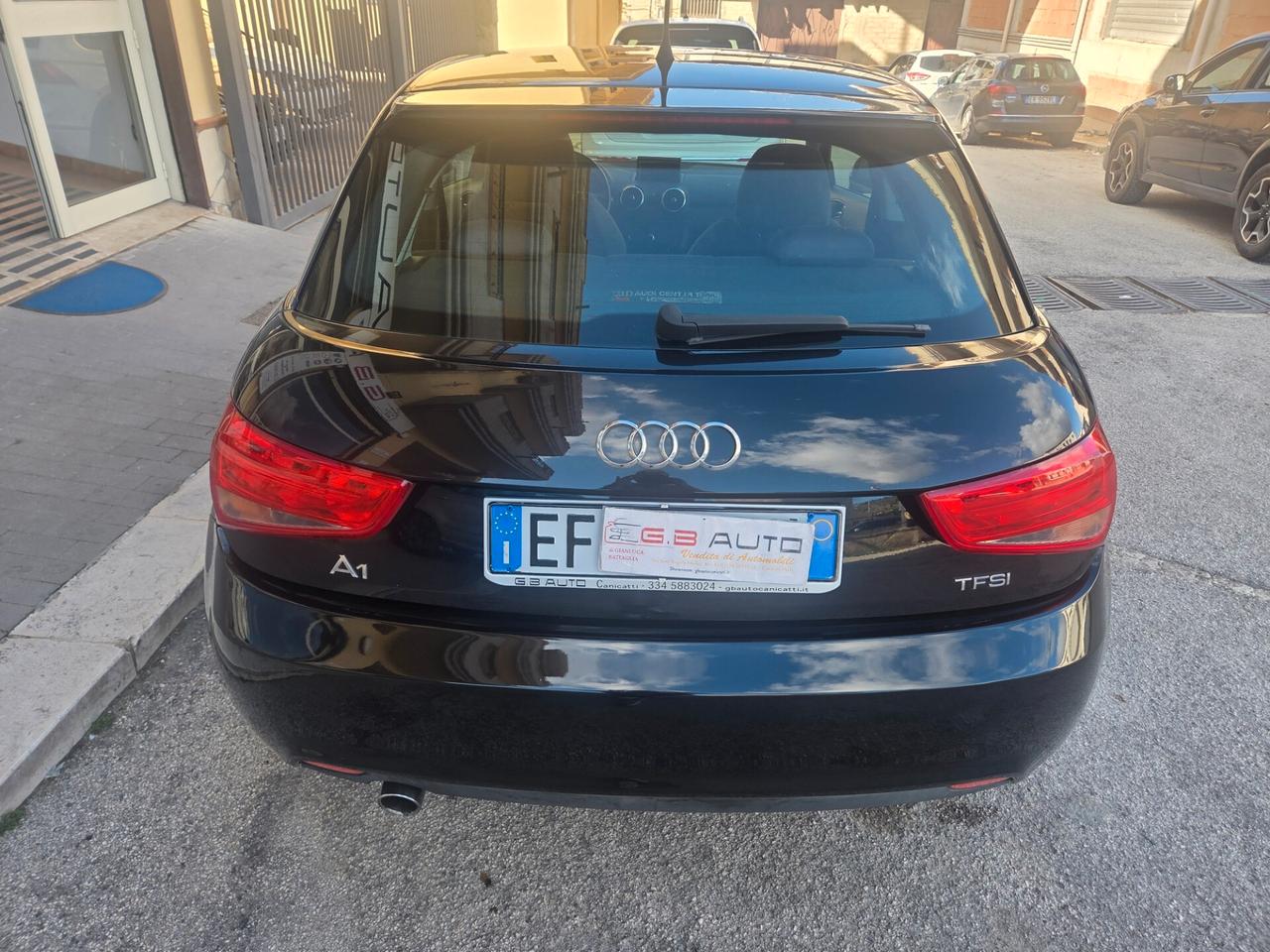 AUDI A1 1.2 BENZINA 86 CV KM 160000 CERTIFICATI
