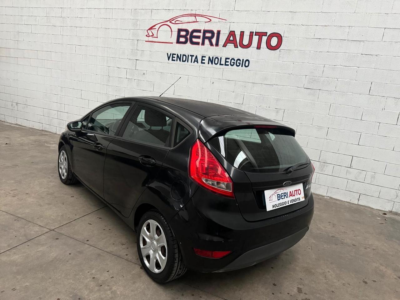 Ford Fiesta 1.2 benzina 5 porte Titanium