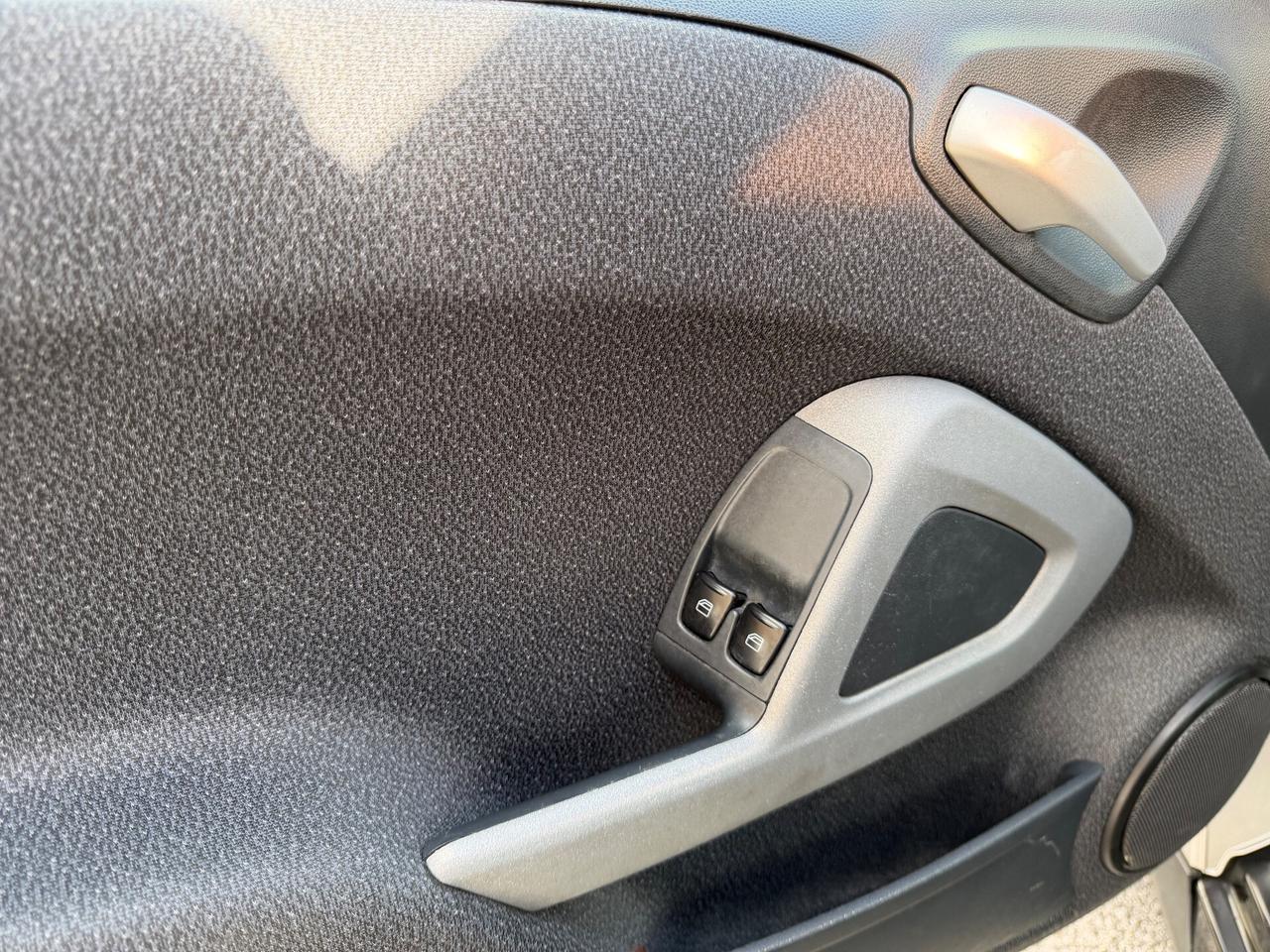 Smart ForTwo 1000 71 cv