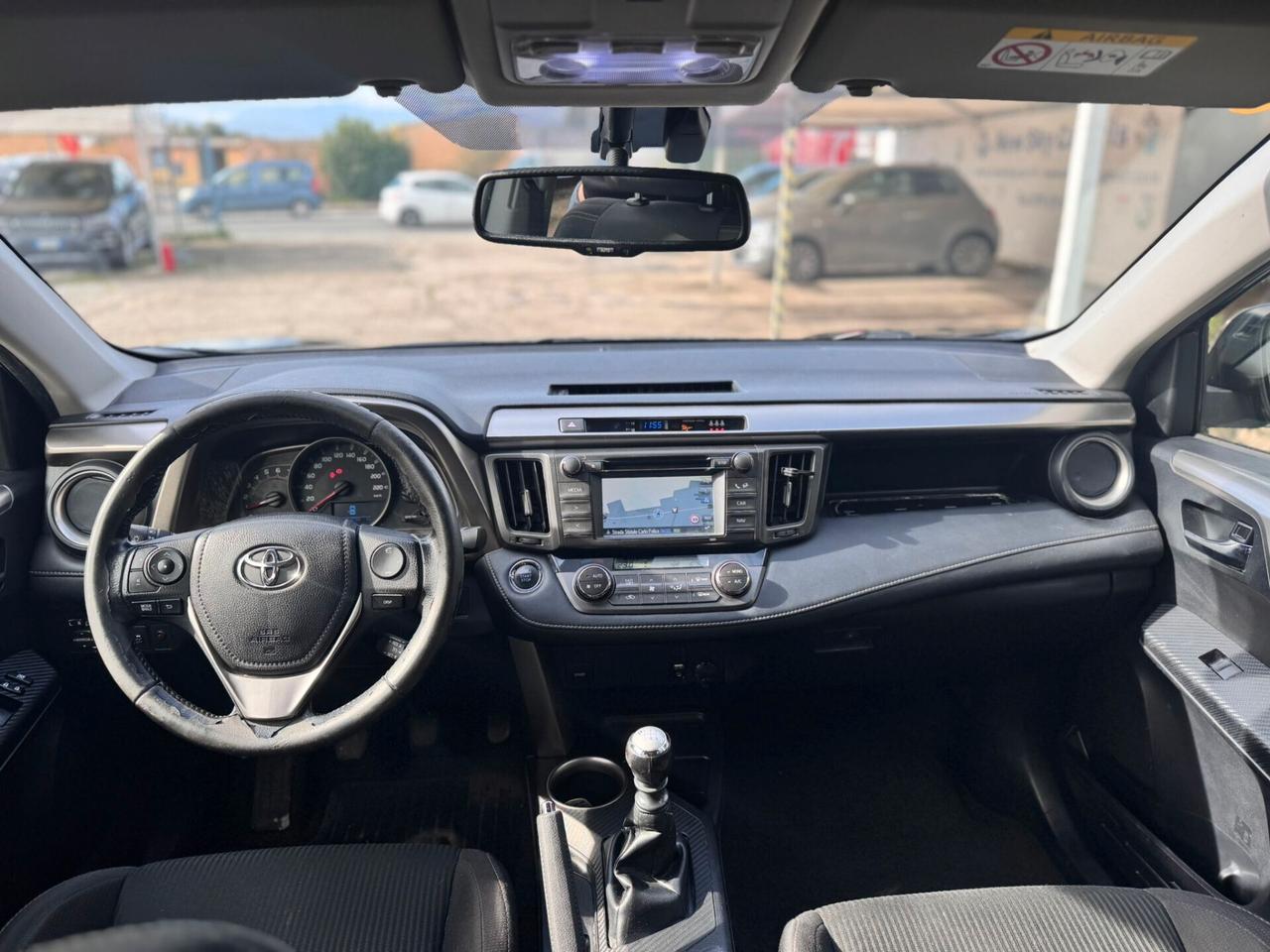 Toyota RAV 4 2.0 D-4D 4WD Lounge