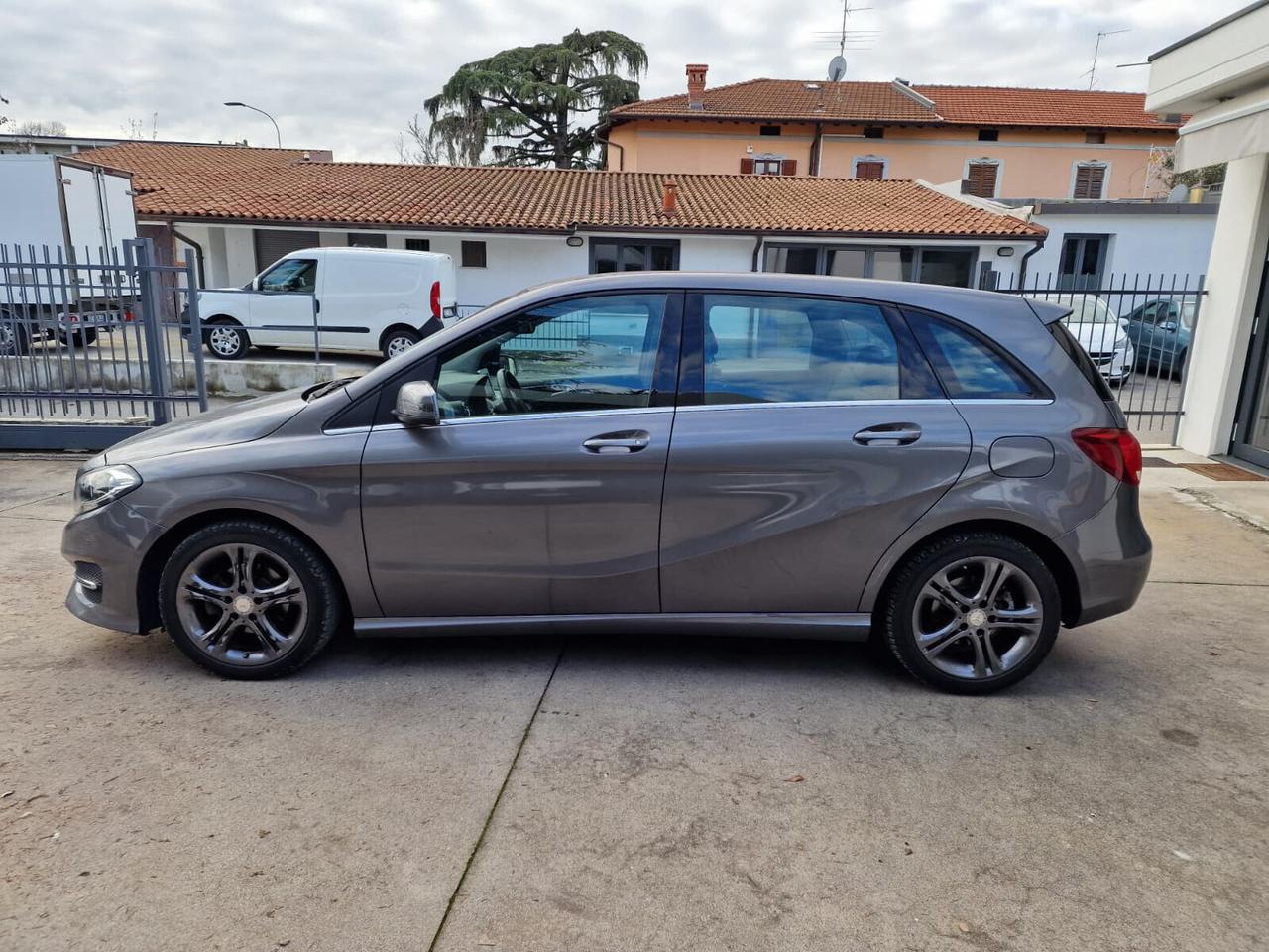 Mercedes-benz B 180 CDI Premium