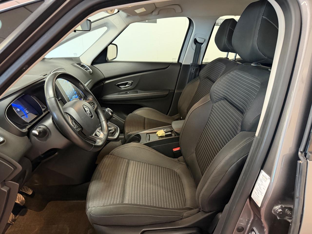 Renault Scenic Blue dCi 150 CV Sport Edition2
