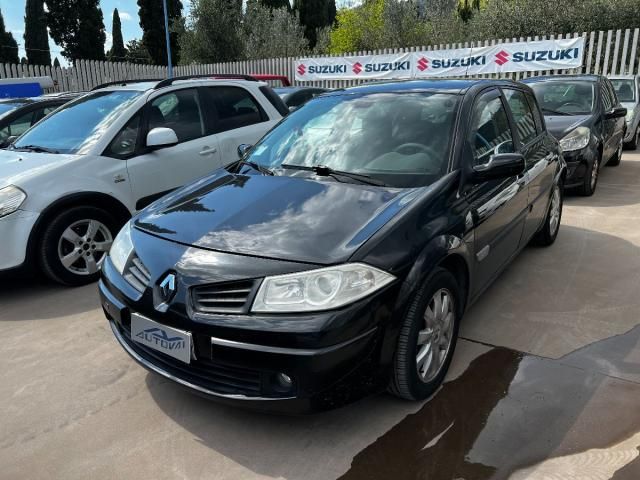 RENAULT - M��gane - 1.5 dCi/105CV 5p. Confort