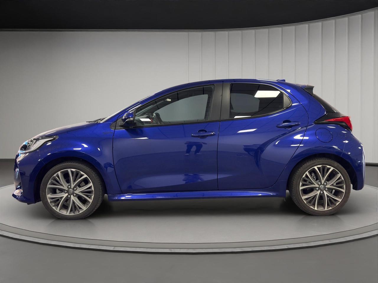Toyota Yaris 1.5h Lounge