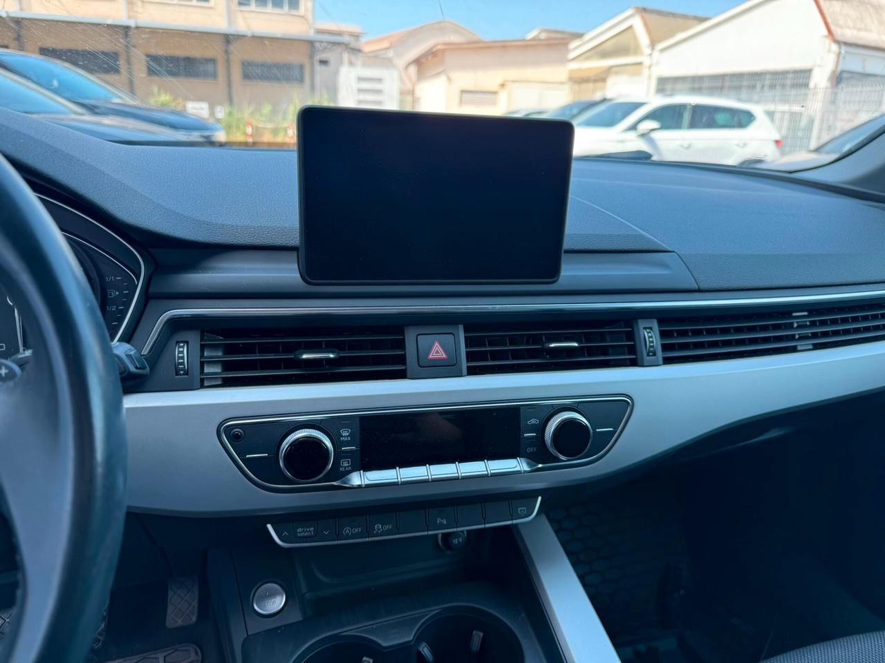 Audi A4 40 g-tron INCIDENTATA 2019