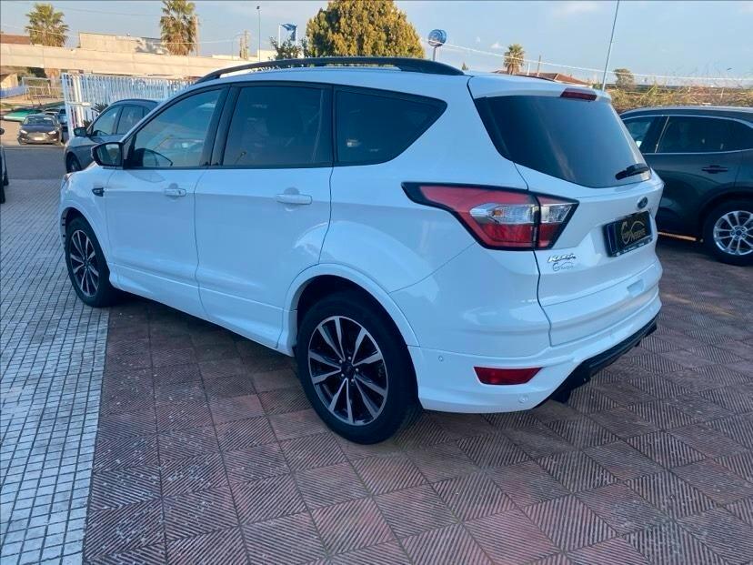 Ford Kuga 1.5 TDCI 120 CV S&S 2WD ST-Line
