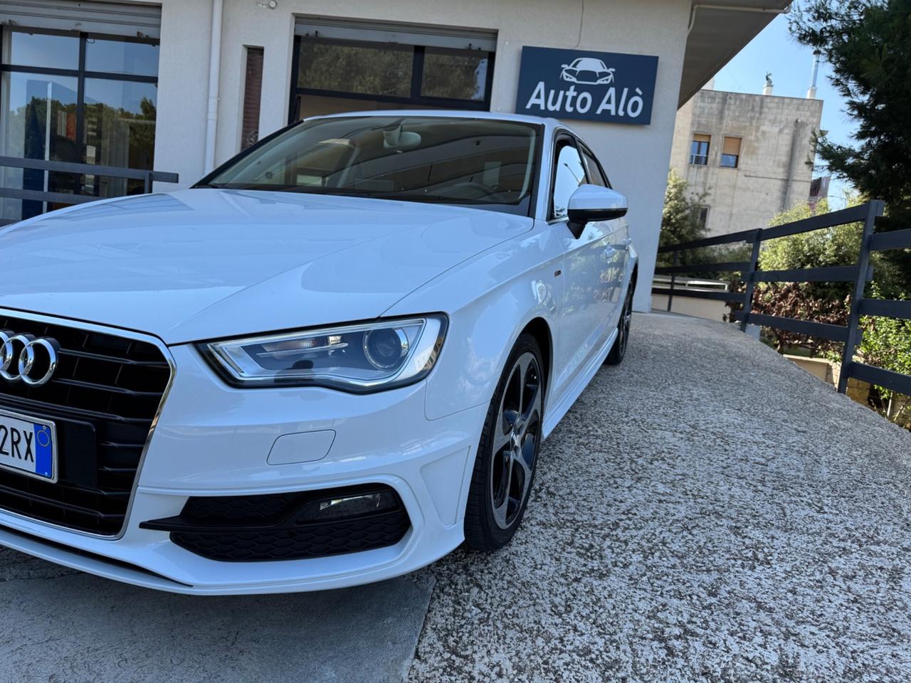 Audi A3 SPB 1.6 TDI Admired - CERCHI 18 - 2015