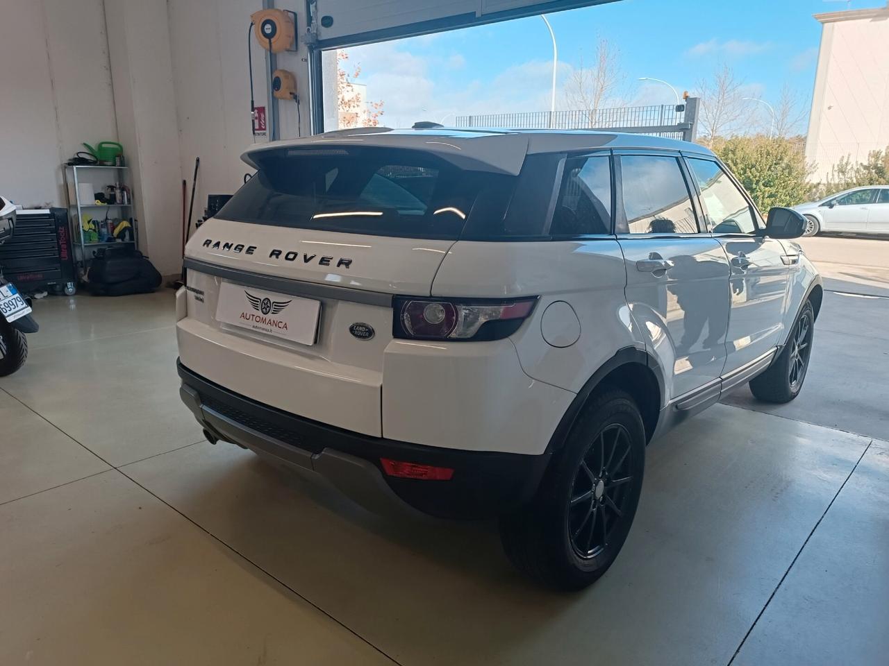Land Rover Range Rover Evoque Range Rover Evoque 2.2 TD4 5p. Pure Tech Pack Launch Edition