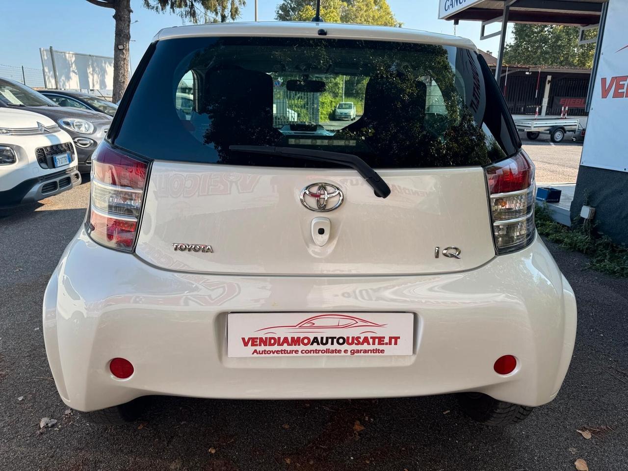 Toyota iQ 1.0 Sol