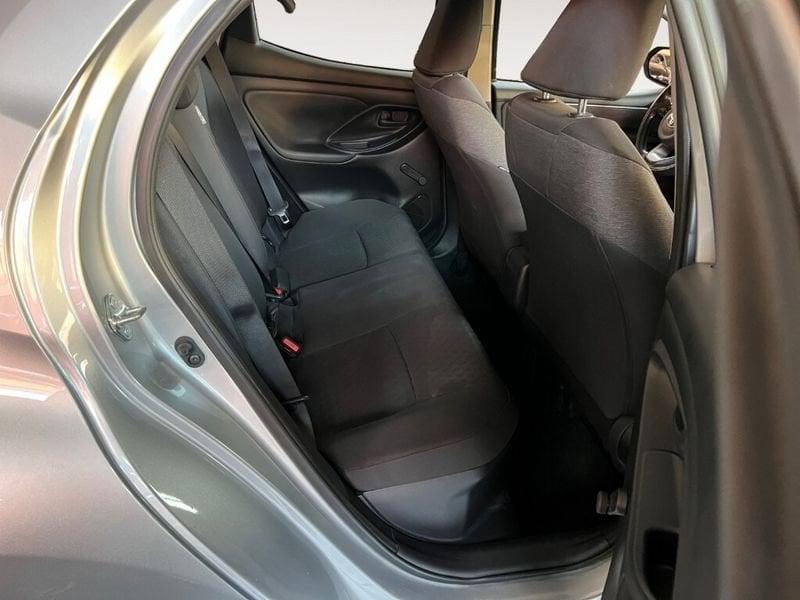 Toyota Yaris 4ª serie 1.5 Hybrid 5 porte Business