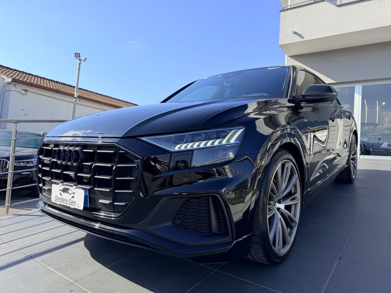 Audi Q8 50 TDI 286 CV quattro s-line plus cerchi 23