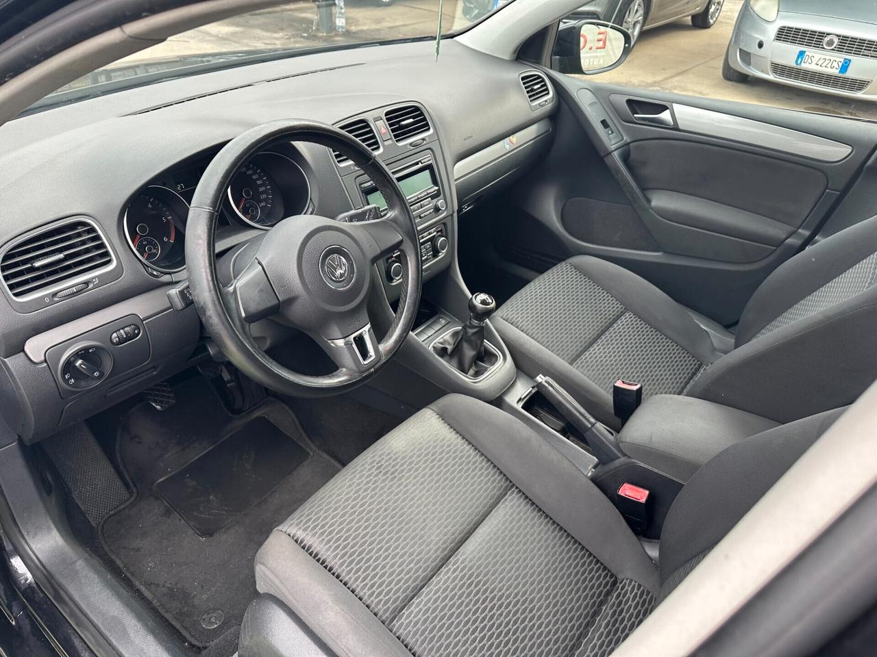 Volkswagen Golf 5P*1.6TDI*PDC*105CV*