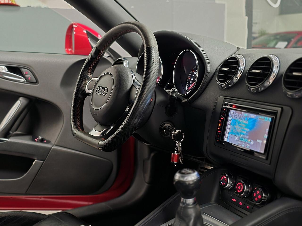 Audi TT 2.0 200CV SERVICE BOOK! ROSSO AUDI_CABRIO_GOMME OK