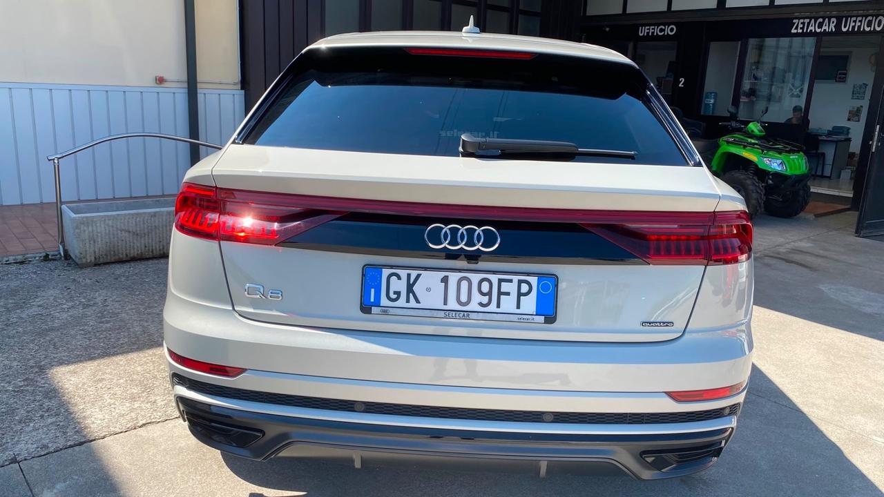 Audi Q8 55 TFSI e quattro tiptronic Sport S-Line