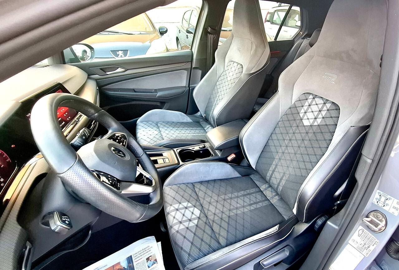 Volkswagen Golf 2.0 TDI 150 CV DSG SCR R-Line