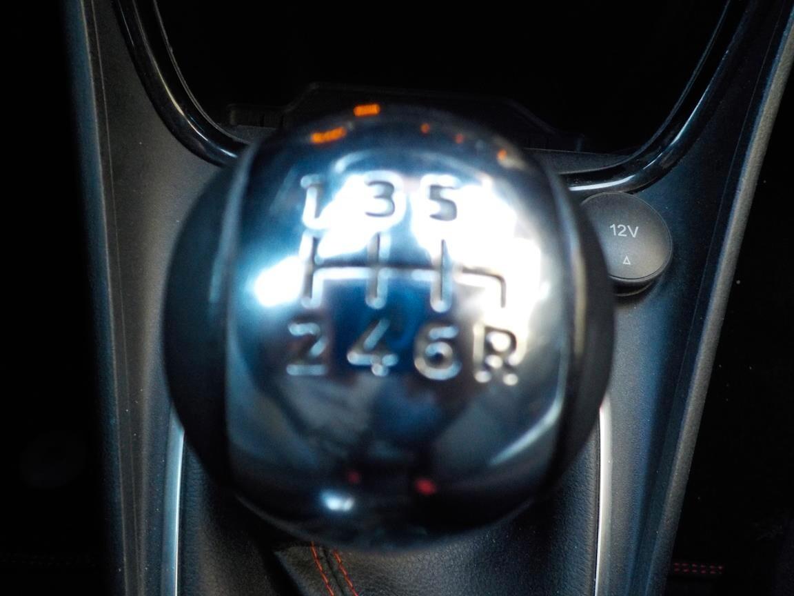 Ford Puma 1.0 EcoBoost Hybrid 125 CV S&S ST-Line