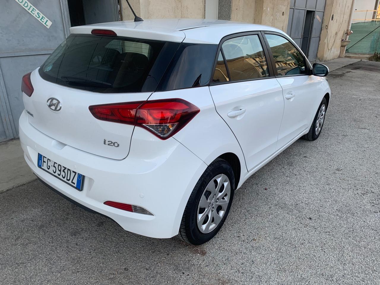 Hyundai i20 1.1 CRDi 12V 5 porte Comfort