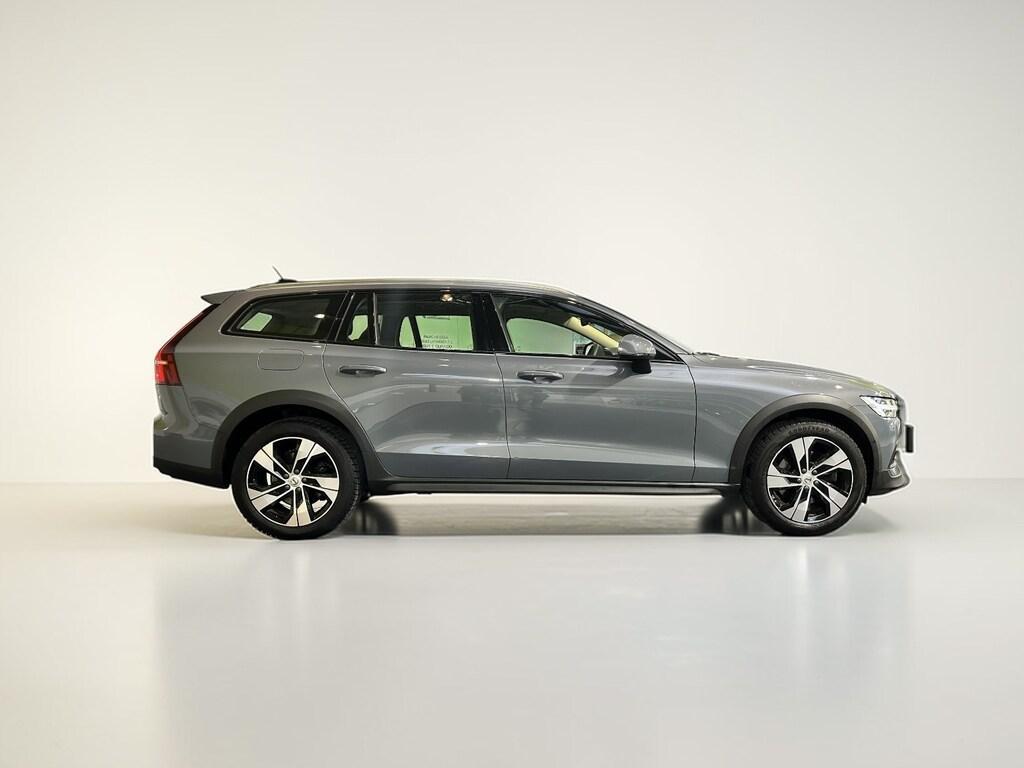 Volvo V60 2.0 B4 Ultimate AWD automatico