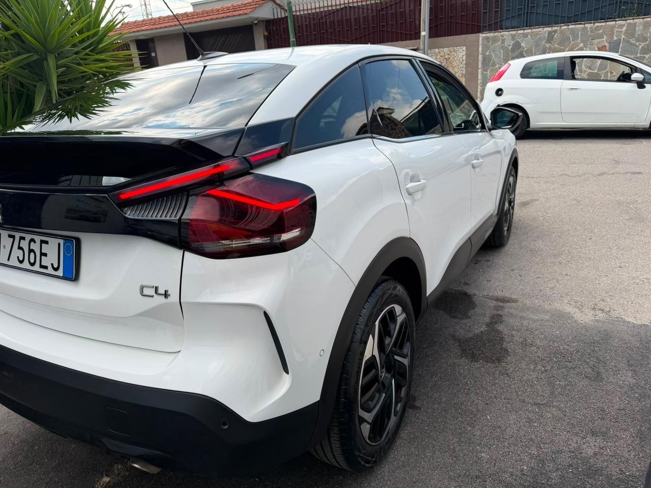 Citroen C4 BlueHDi 110 S&S Shine