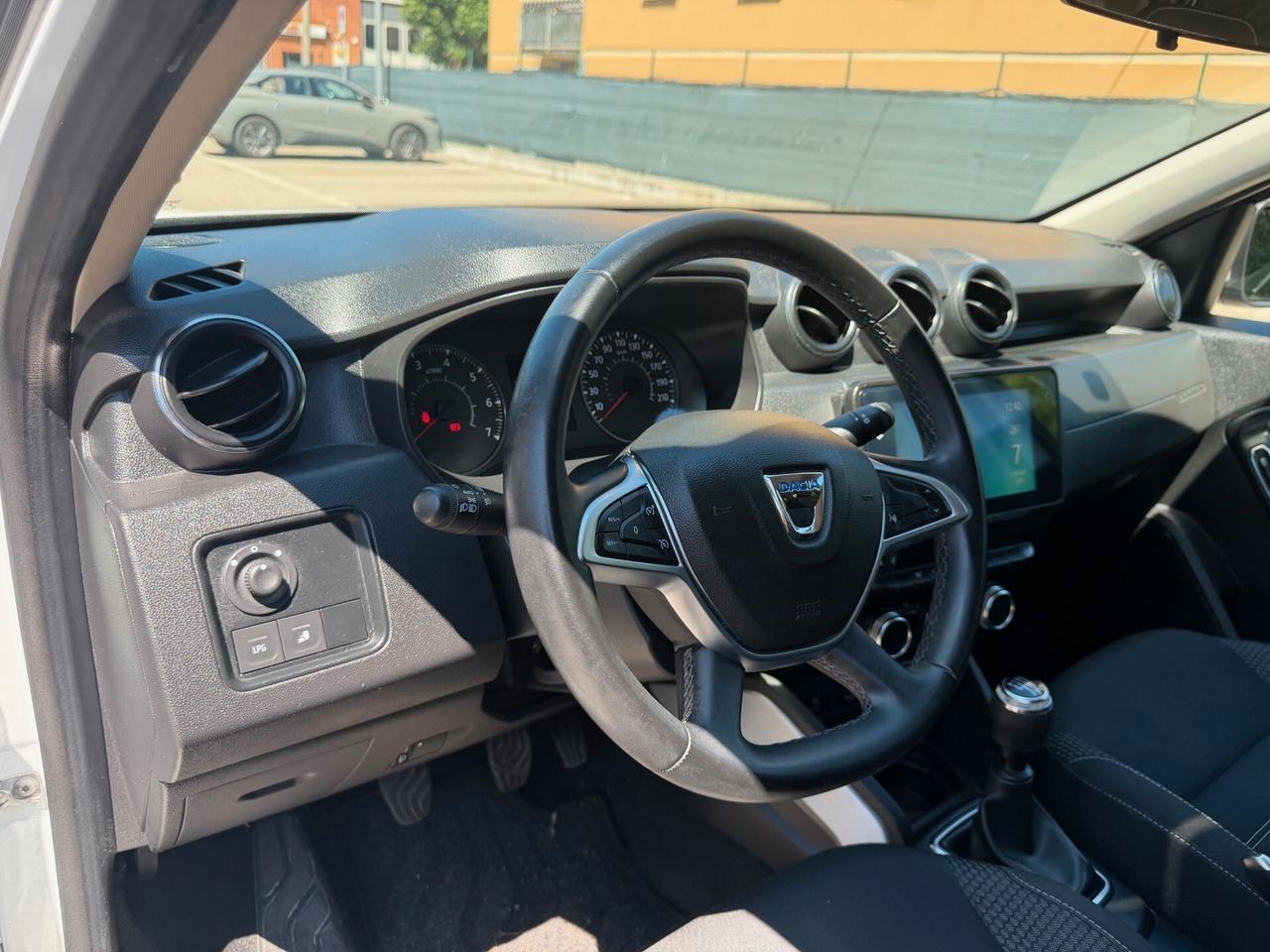 Dacia Duster 1.0 tce Gpl - NAV. - NEOP. - 12 MESI DI GARANZIA -